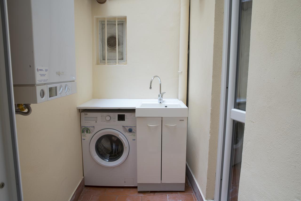 Apartemen 60 m² dengan 1 kamar tidur dan 2 kamar mandi pribadi di Pusat Sejarah Firenze Bagian luar foto